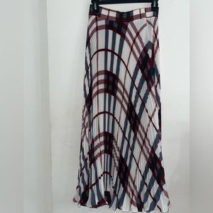Pleated skirt size small